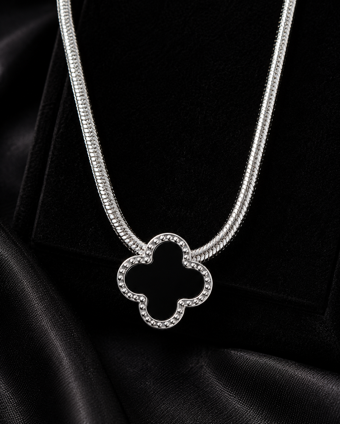 Silver Onyx Clover Necklace - Image 4