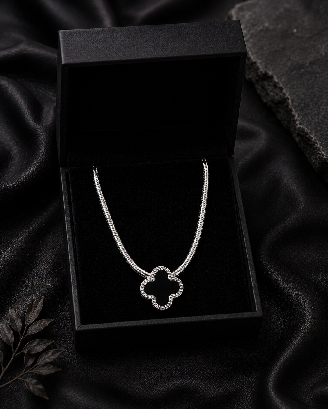 Silver Onyx Clover Necklace - Image 2